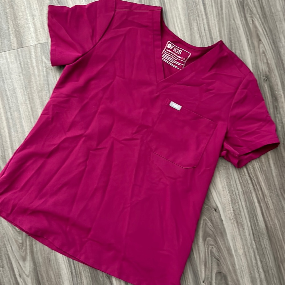 Figs Magenta Catarina Top
